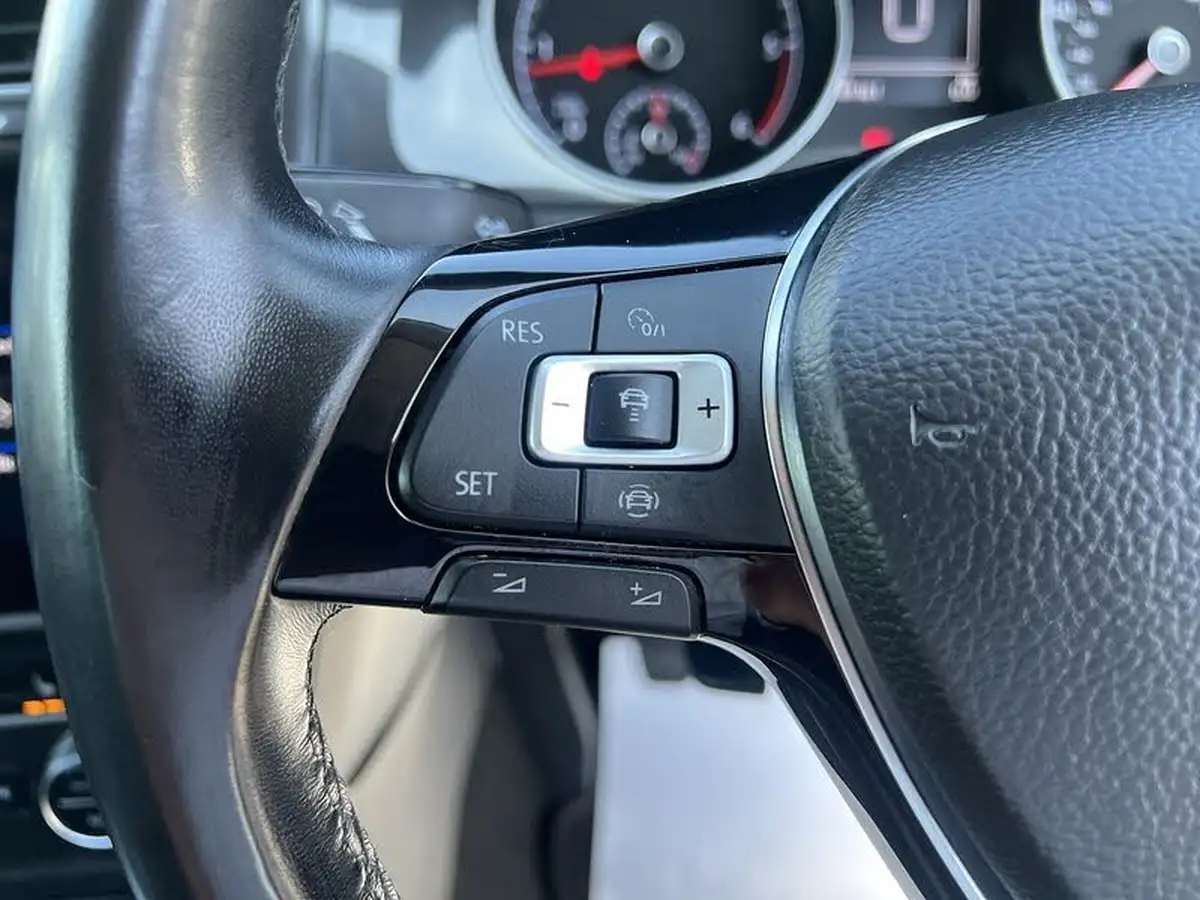 2019-volkswagen-golf-16tdi-match-edition-estate-big-21