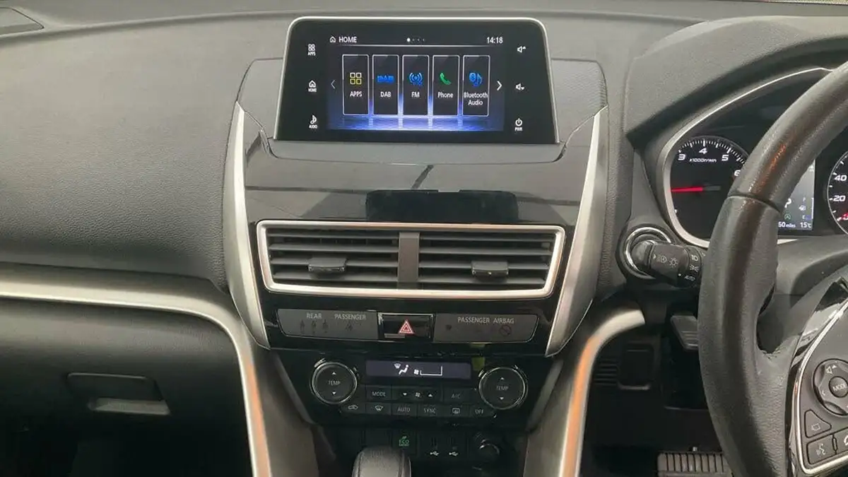 2018-mitsubishi-eclipse-cross-15-4-auto-big-4