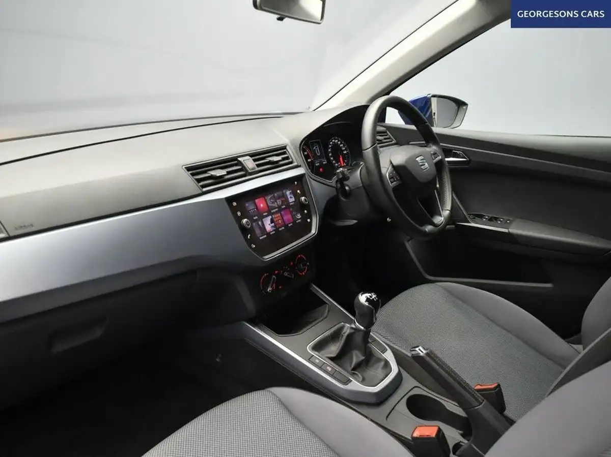2019-seat-arona-10-tsi-se-technology-95ps-ss-big-9