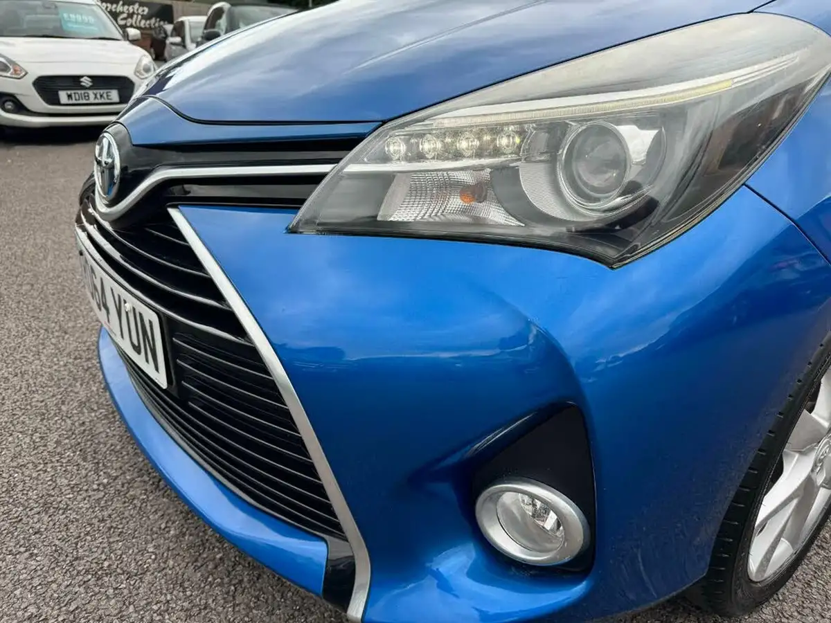 2015-toyota-yaris-15-vvt-i-excel-hybrid-15in-big-31