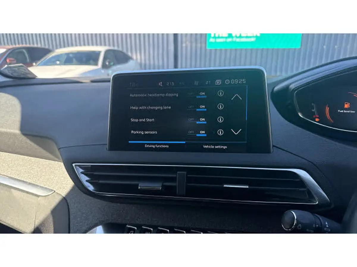 2020-peugeot-3008-suv-12-puretech-allure-eat8-big-29