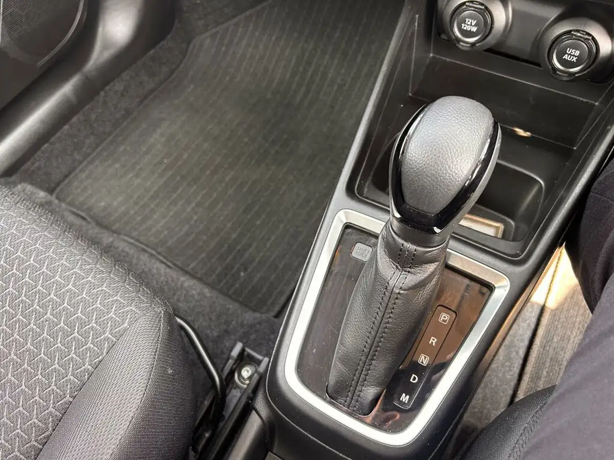 2024-suzuki-swift-12-dualjet-sz5-big-34