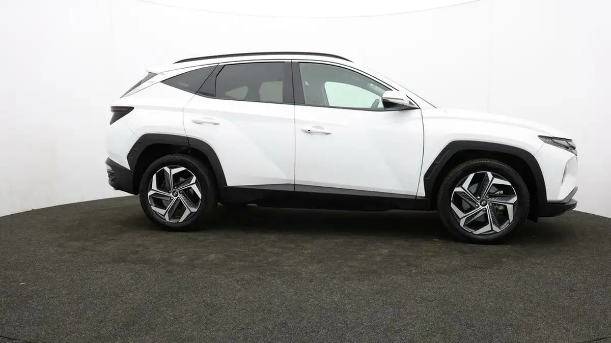 2023-hyundai-tucson-16-t-gdi-premium-230ps-hybrid-auto-big-33
