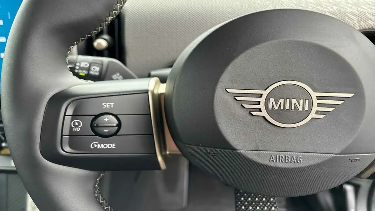 2024-mini-cooper-20-cooper-s-exclusive-201bhp-hatchback-5d-auto-big-21
