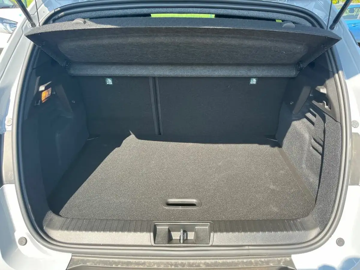2025-renault-captur-16-techno-145ps-full-big-9