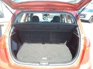 2012-kia-venga-16-2-small-12