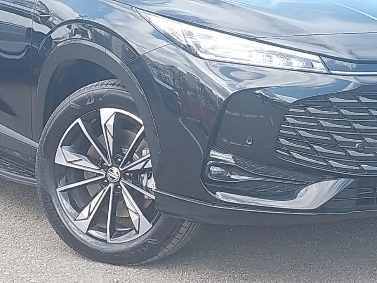 2024-mg-hs-15t-gdi-trophy-273ps-plug-in-hybrid-1496cc-auto-big-8
