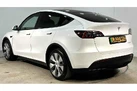 2022-tesla-model-y-e-long-range-small-4