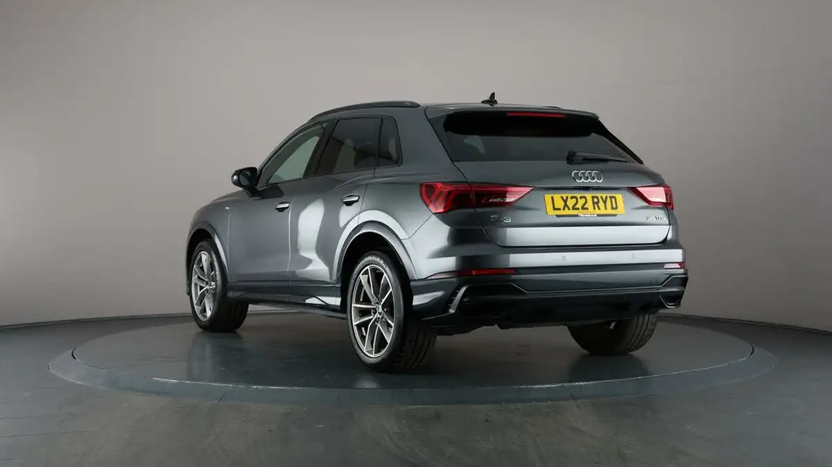 2022-audi-q3-15-35-tfsi-black-edition-codcomfort-sound-pack-station-wagon-big-63