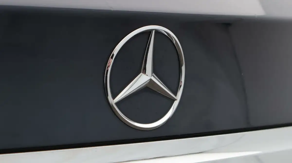 2018-mercedes-benz-gla-class-21d-gla-220d-amg-line-177ps-ss-big-21
