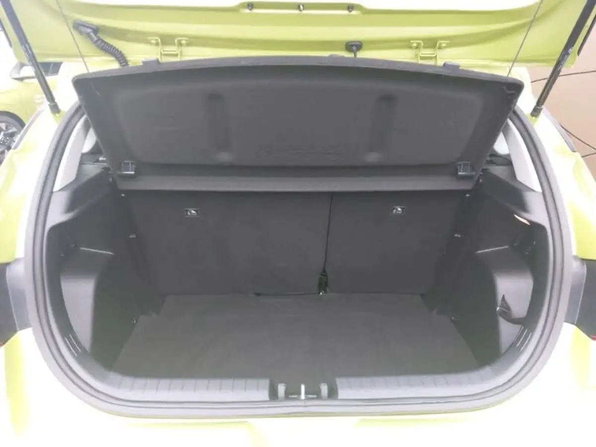 2024-hyundai-i20-10-t-gdi-advance-big-7