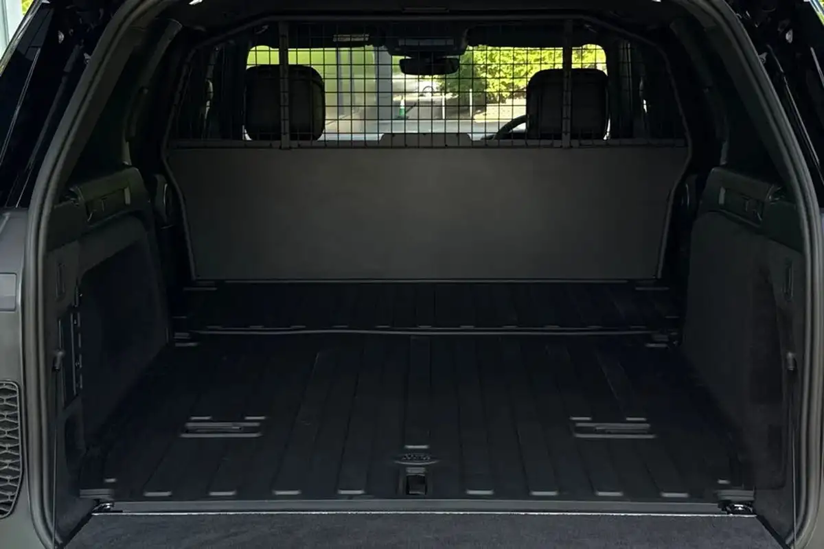 2025-land-rover-discovery-30-d350-commercial-se-big-9