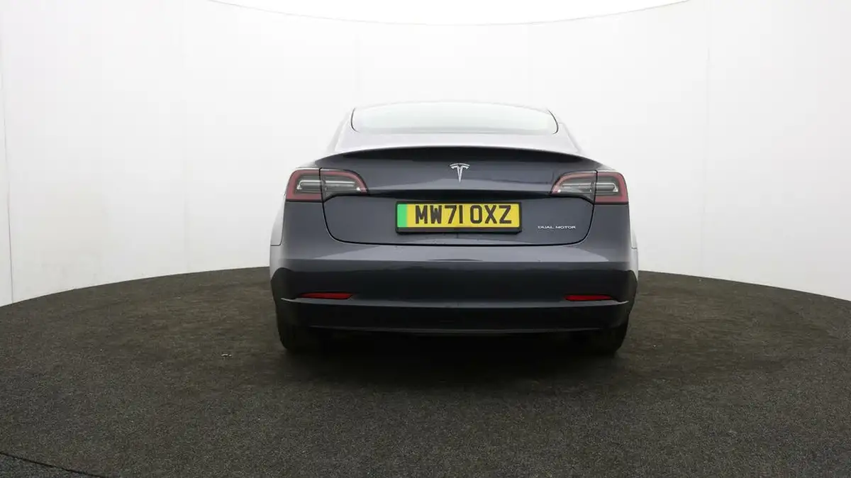 2021-tesla-model-3-e-long-range-awd-big-47