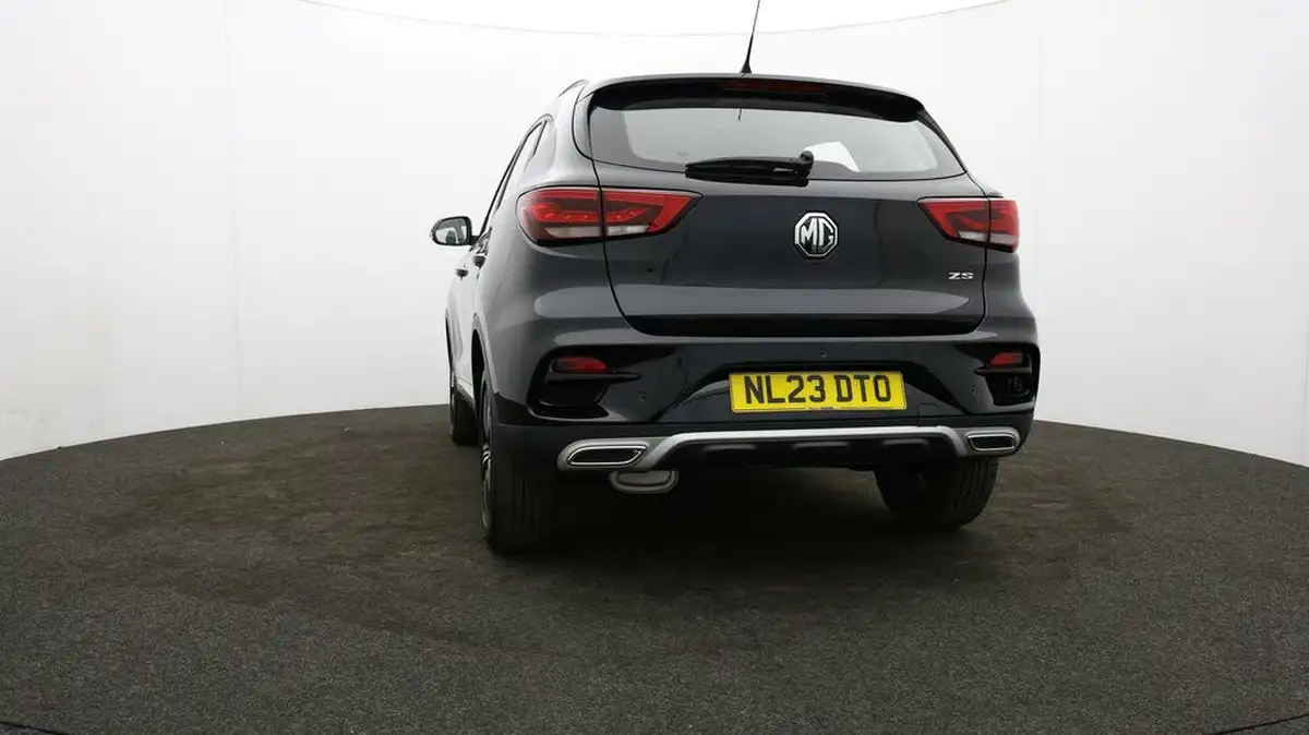 2023-mg-zs-suv-10t-gdi-excite-big-70