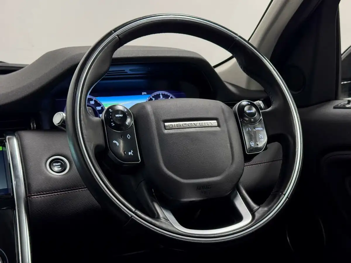 2021-land-rover-discovery-sport-15-p300e-r-dynamic-se-big-26