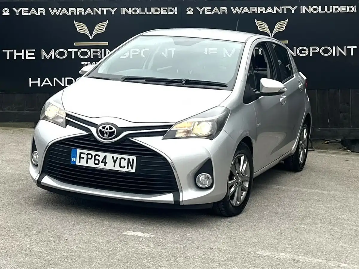 2014-toyota-yaris-133-icon-5d-big-2