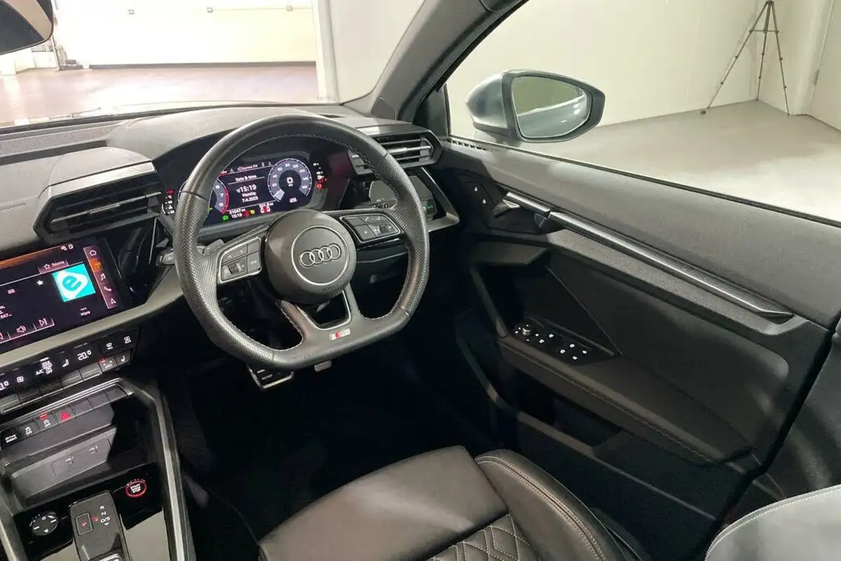 2022-audi-s3-20-tfsi-saloon-4d-big-37
