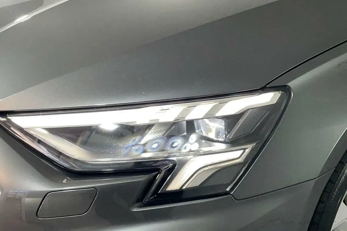 2022-audi-s3-20-tfsi-saloon-4d-big-13