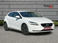 2017 Volvo V40 2.0 T2 Momentum