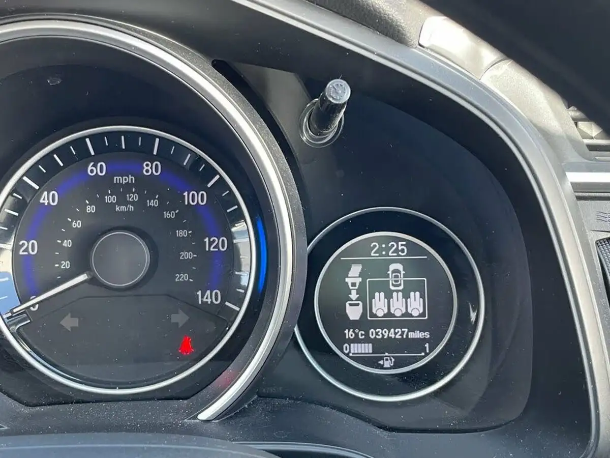 2016-honda-jazz-13-i-vtec-se-big-6