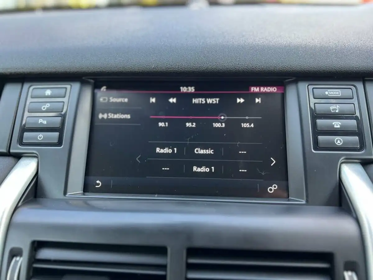 2015-land-rover-discovery-sport-22td-se-tech-big-24