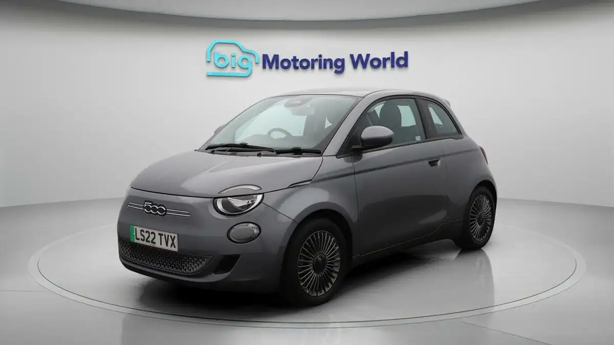 2022-fiat-500-e-icon-117bhp-big-3