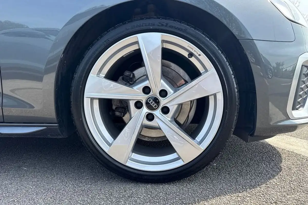 2024-audi-a4-20-35-tfsi-s-line-big-9