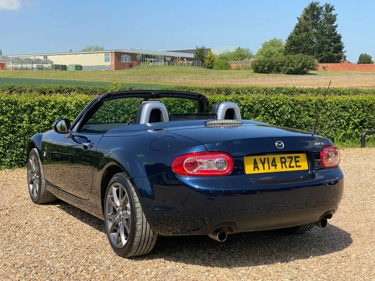2014-mazda-mx-5-18-roadster-sport-venture-big-8