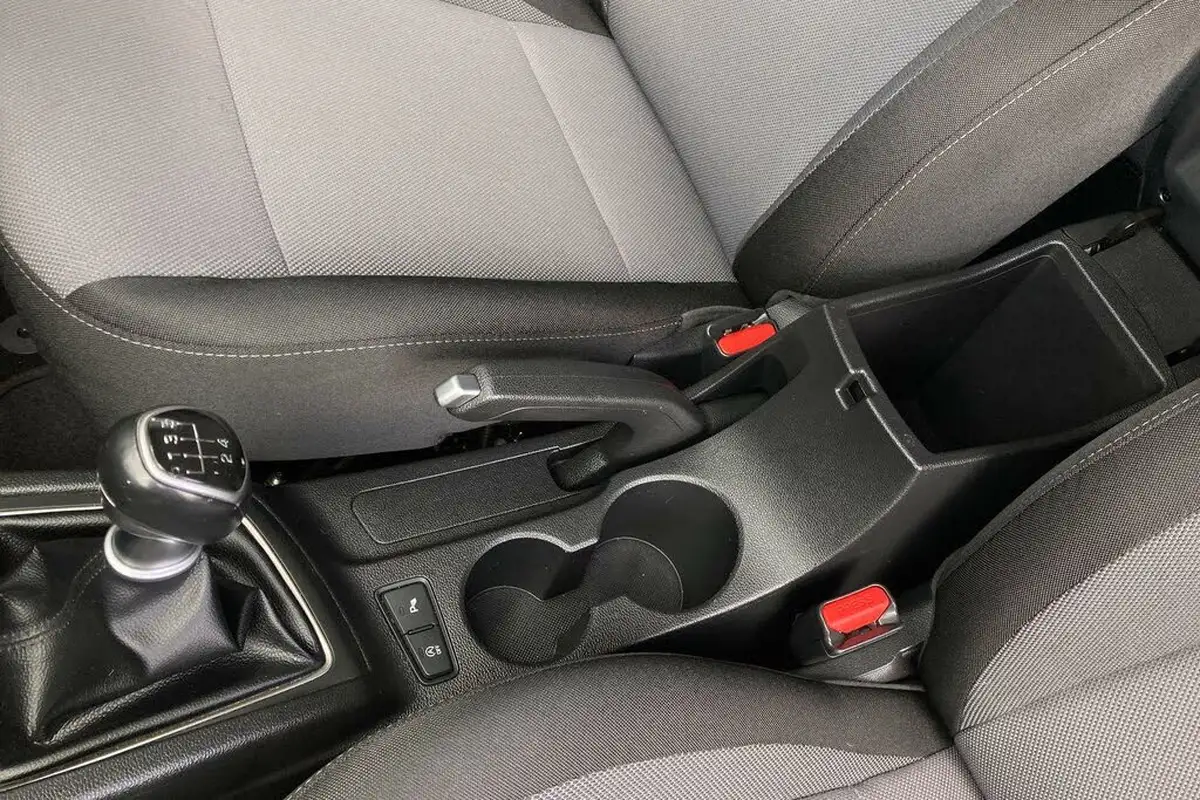 2019-hyundai-i20-10-t-gdi-premium-nav-isg-hatchback-5d-big-15
