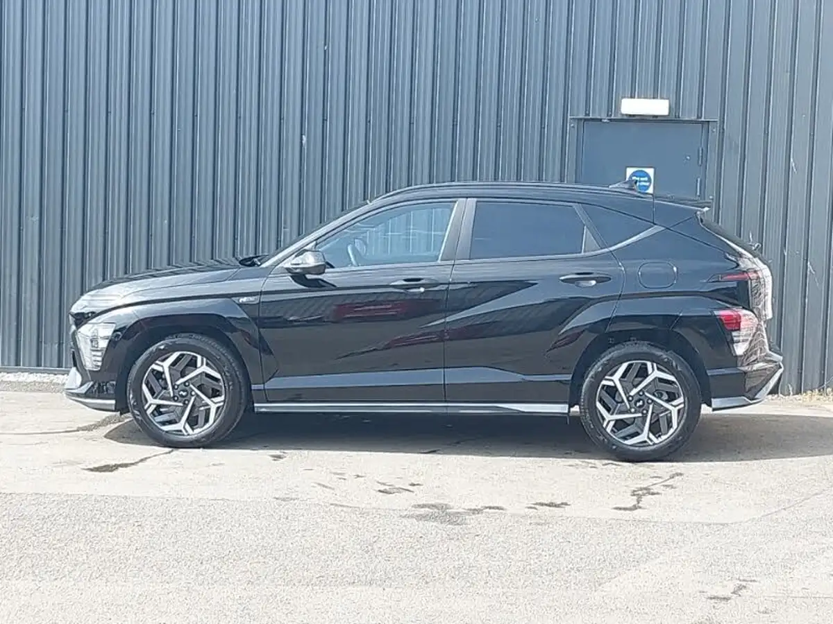 2025-hyundai-kona-10-t-gdi-n-line-s-100ps-two-tone-roof-big-3