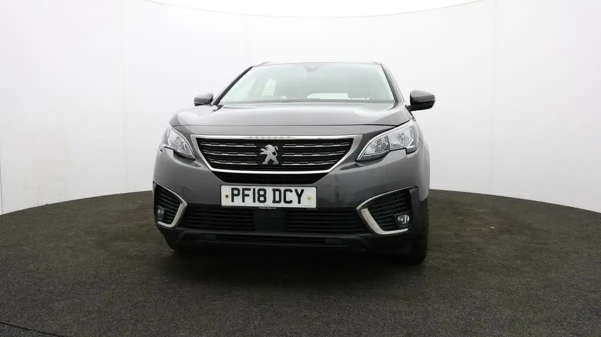 2018-peugeot-5008-suv-12-puretech-active-big-47