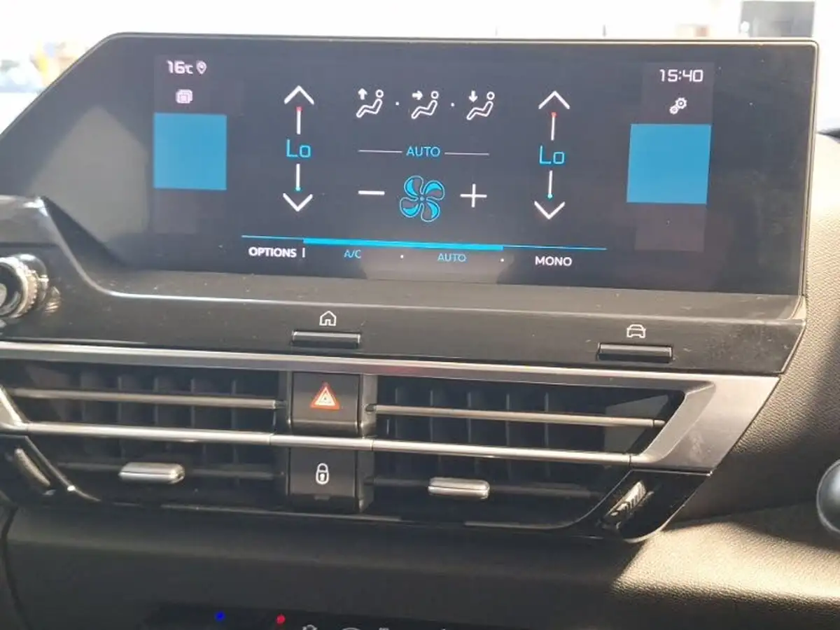 2022-citroen-c4-12-puretech-sense-plus-eat8-big-14