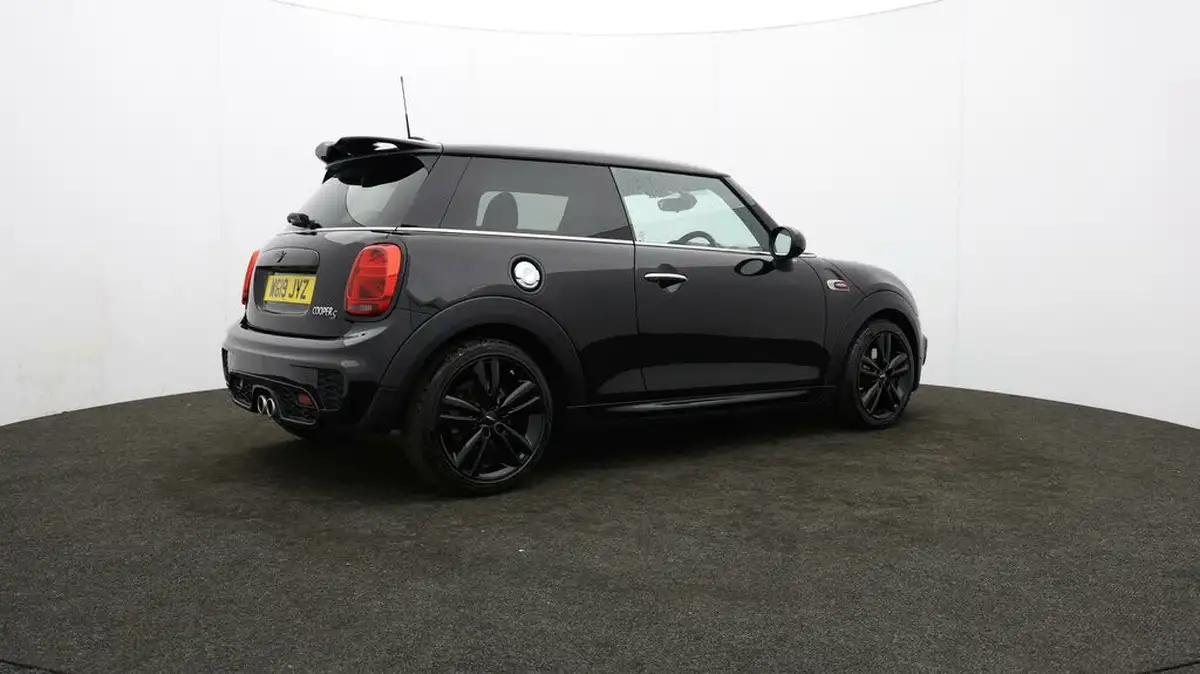 2019-mini-cooper-20-cooper-s-sport-189bhp-hatchback-3d-auto-big-11
