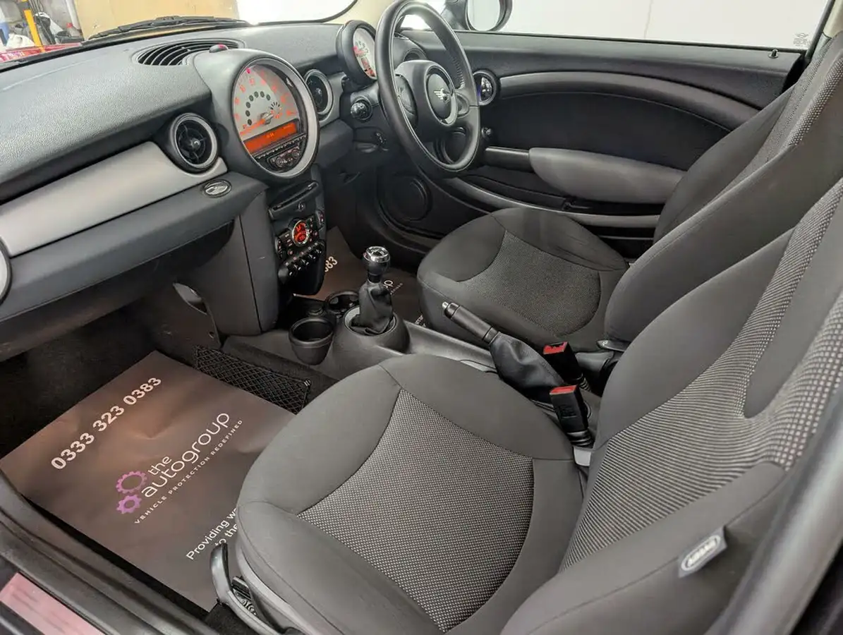 2011-mini-clubman-16-one-big-48