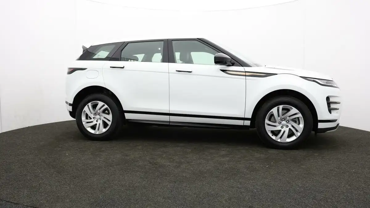 2023-land-rover-range-rover-evoque-15-p300e-r-dynamic-s-big-32