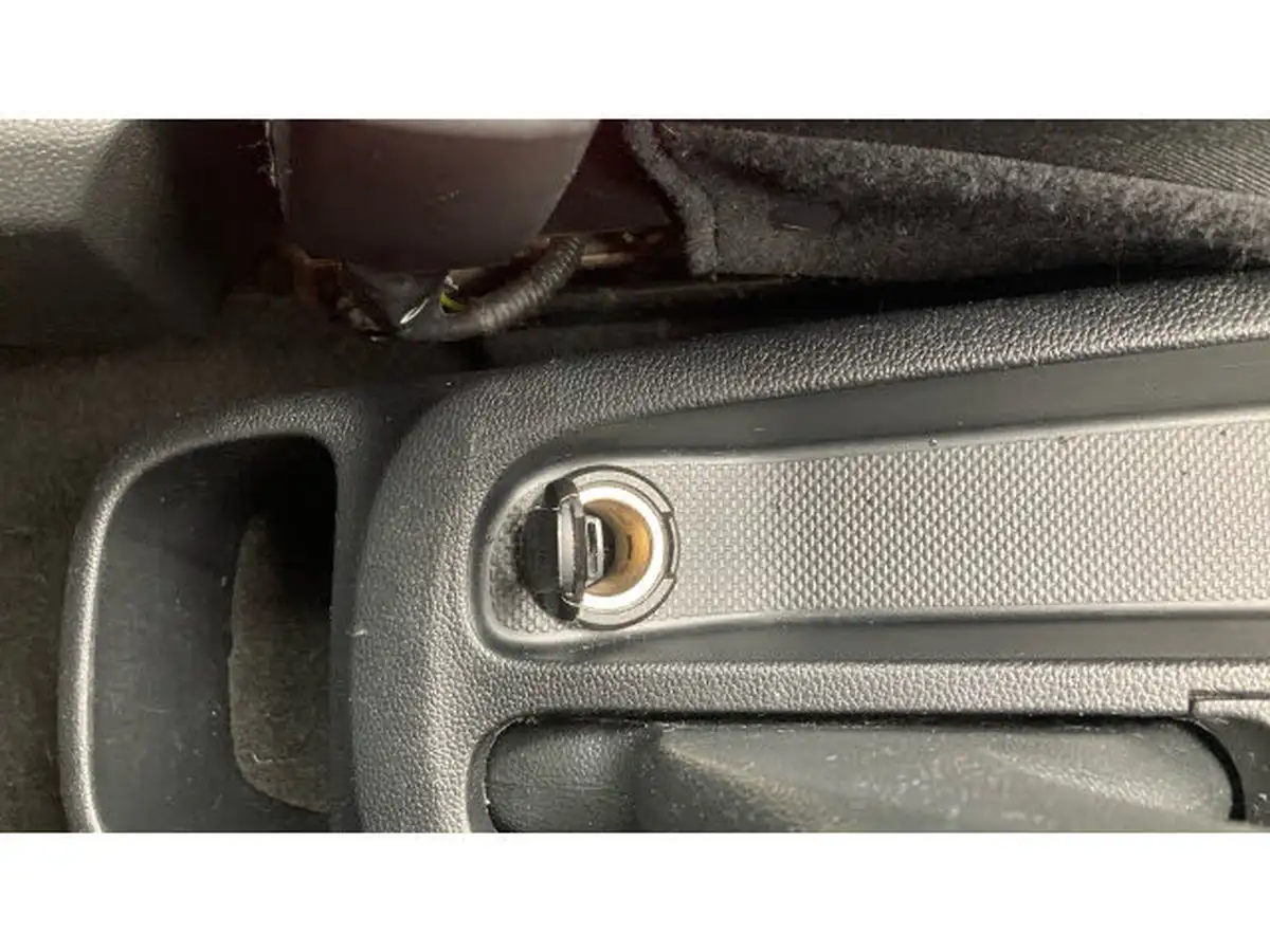 2019-hyundai-i10-10-play-big-33