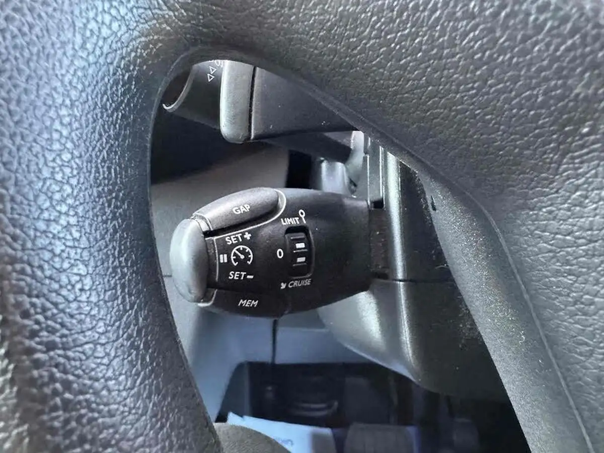 2021-vauxhall-vivaro-20td-3100-l2h1-elite-180pseu6dt-panel-auto-big-28