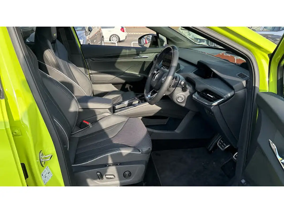 2025-skoda-enyaq-e-vrs-coupe-big-14
