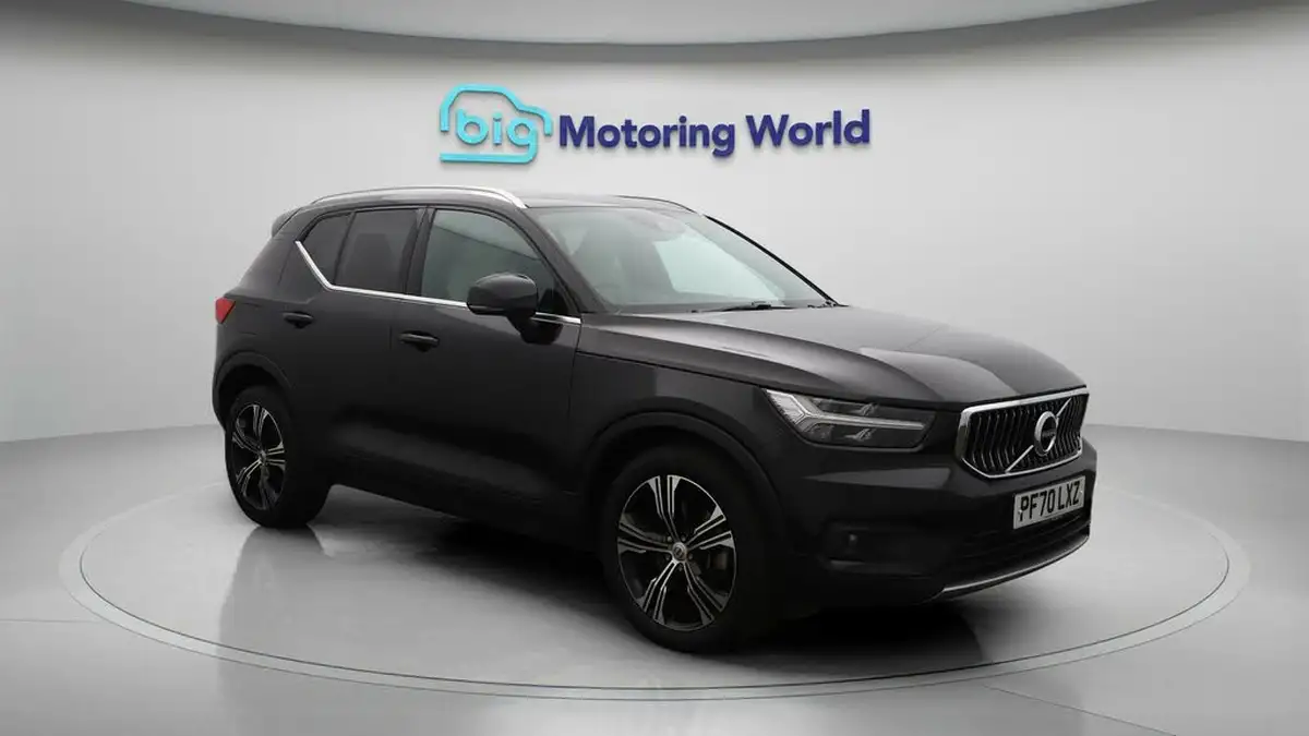 2021-volvo-xc40-20-b4-inscription-pro-197bhp-geartronic-big-1