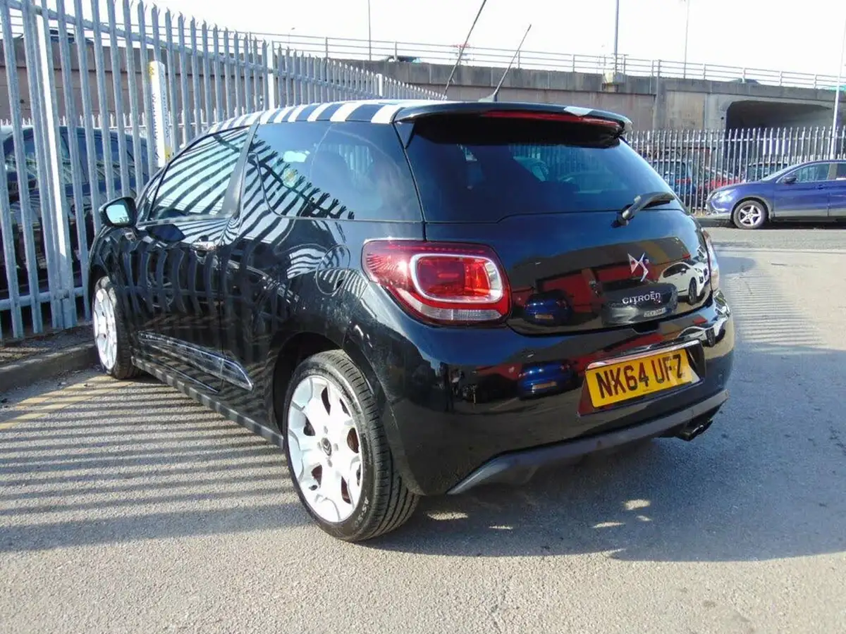 2014-citroen-ds3-16-dsport-plus-155ps-plus-big-7