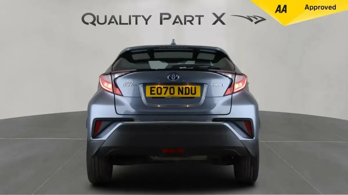 2020-toyota-c-hr-18-vvt-i-icon-parking-pack-big-5