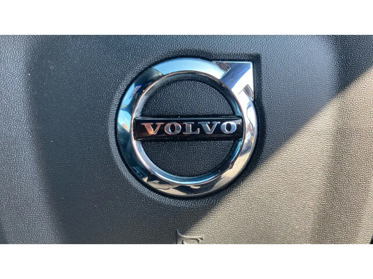 2021-volvo-xc40-15-t3-r-design-161bhp-auto-big-34