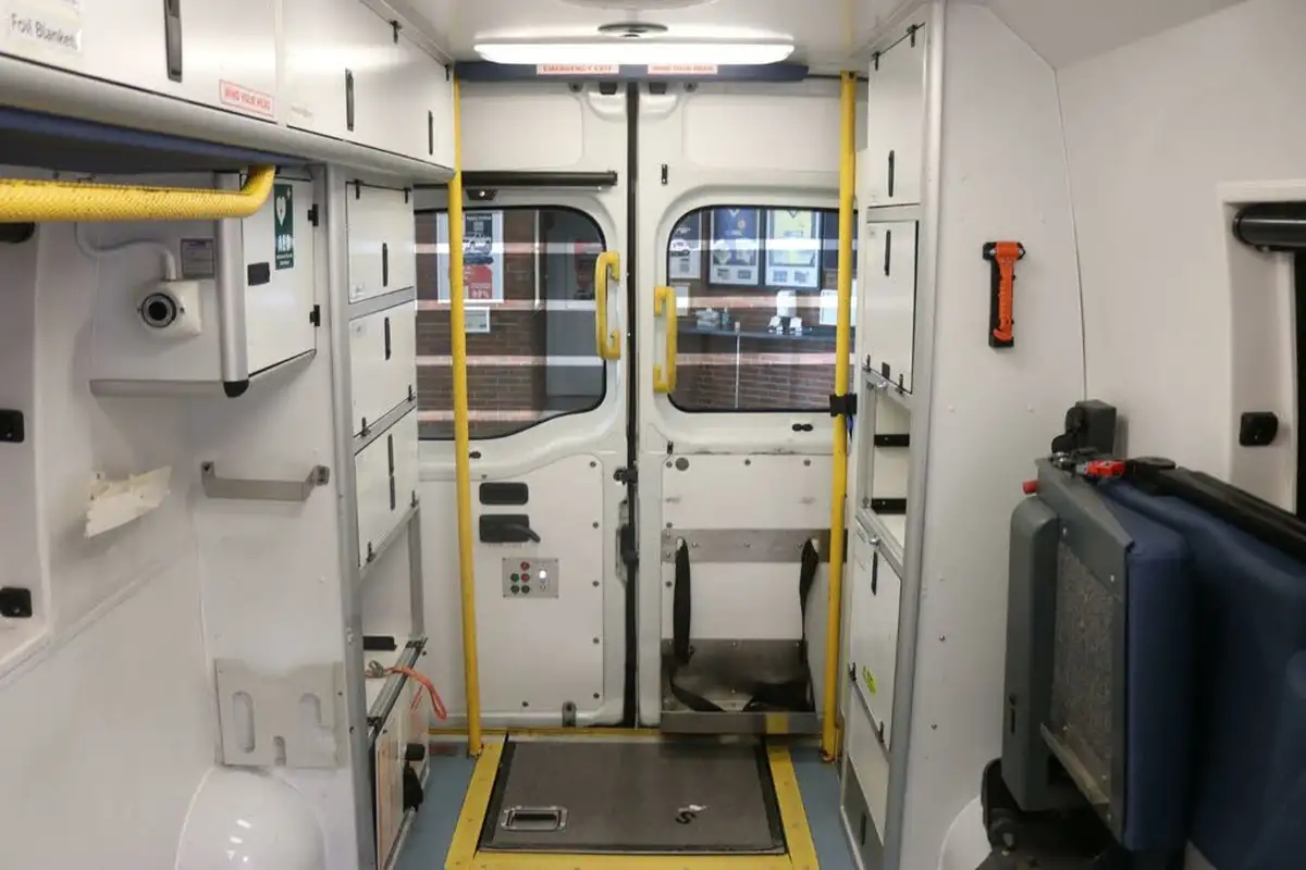 2008-renault-master-25td-lm35dci-lwb-120-2463cc-big-5