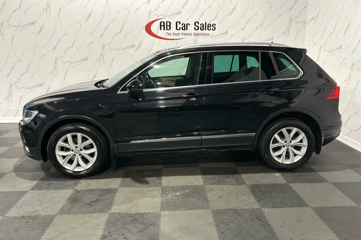2016-volkswagen-tiguan-20tdi-se-navigation-150ps-4motion-bmt-ss-dsg-big-3