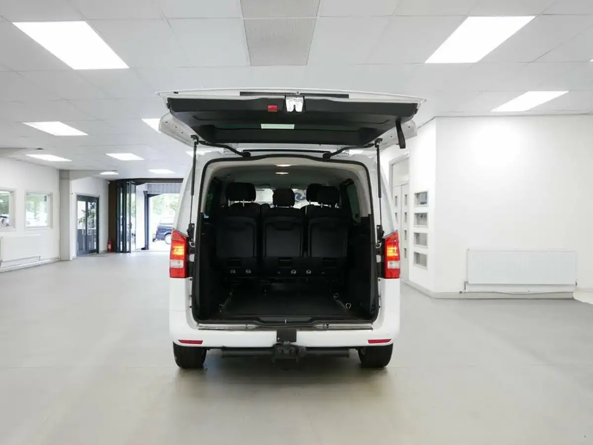 2018-mercedes-benz-vito-21cdi-114-bluetec-crewcab-compact-big-24