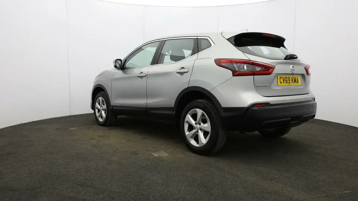 2019-nissan-qashqai-15dci-acenta-premium-heat-pack-big-46