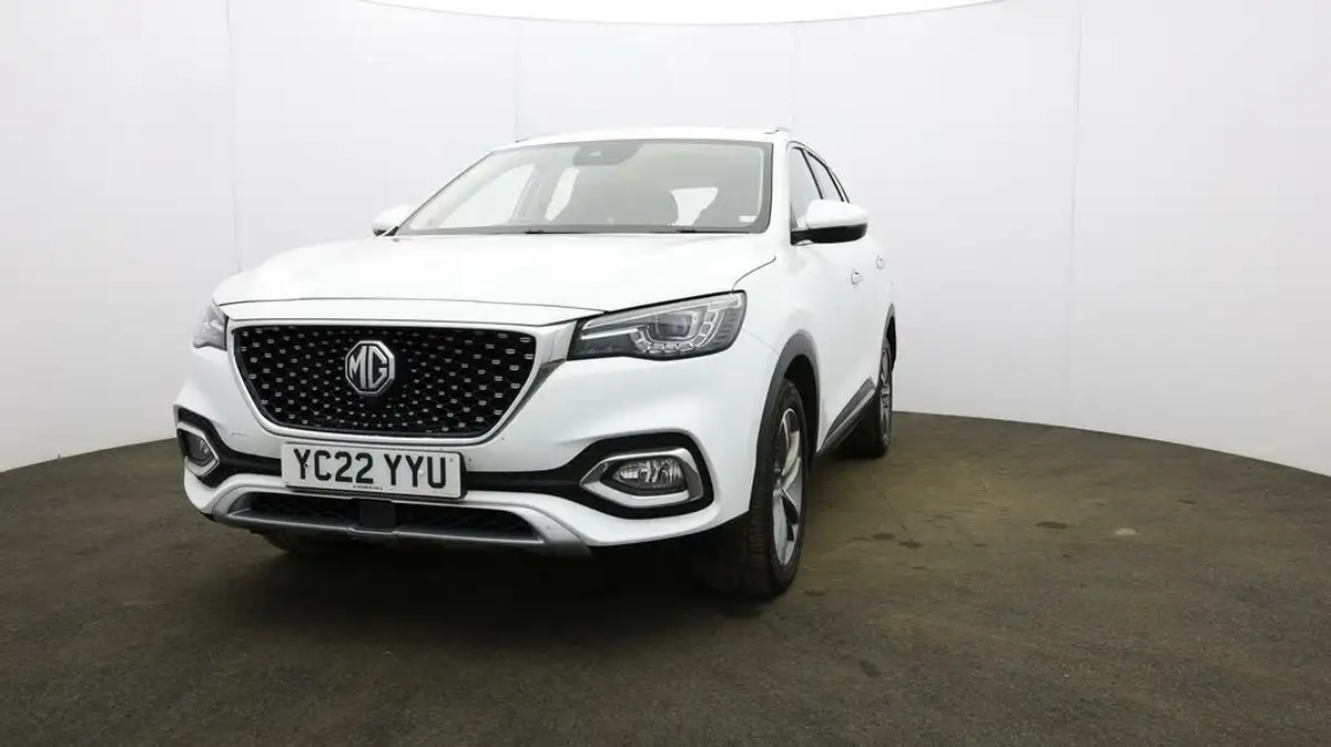 2022-mg-hs-15t-gdi-exclusive-162ps-dct-big-31