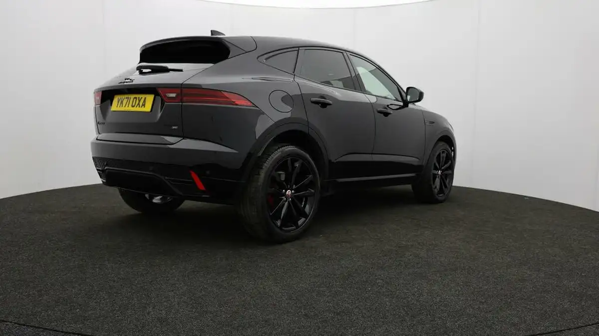 2021-jaguar-e-pace-20-d200-r-dynamic-black-big-78
