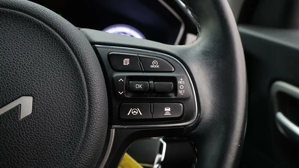 2022-kia-niro-16-gdi-2-139bhp-156kwh-big-26
