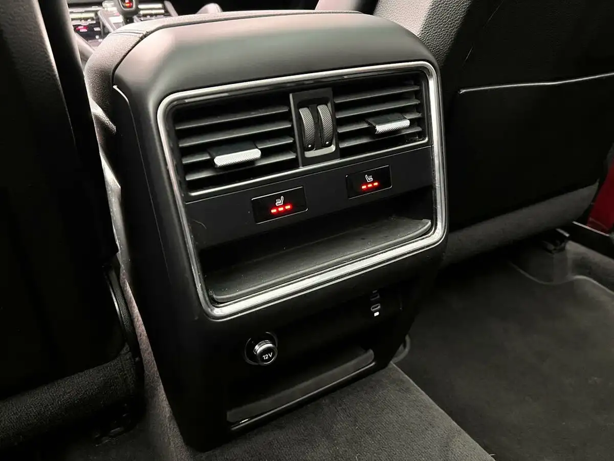 2023-porsche-cayenne-30-v6-platinum-edition-station-wagon-big-21